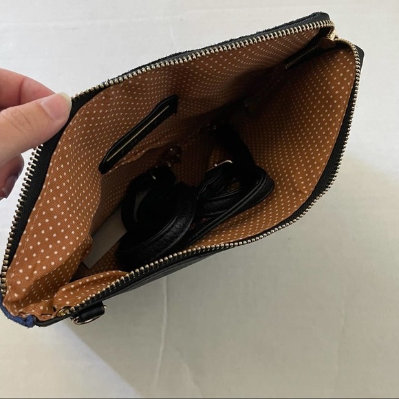 Street Level Suede Color-block Clutch With Crossbody Strap - Picture 3 of 3